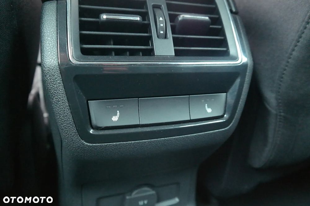 Skoda Karoq 1.5 TSI ACT Style DSG - 13