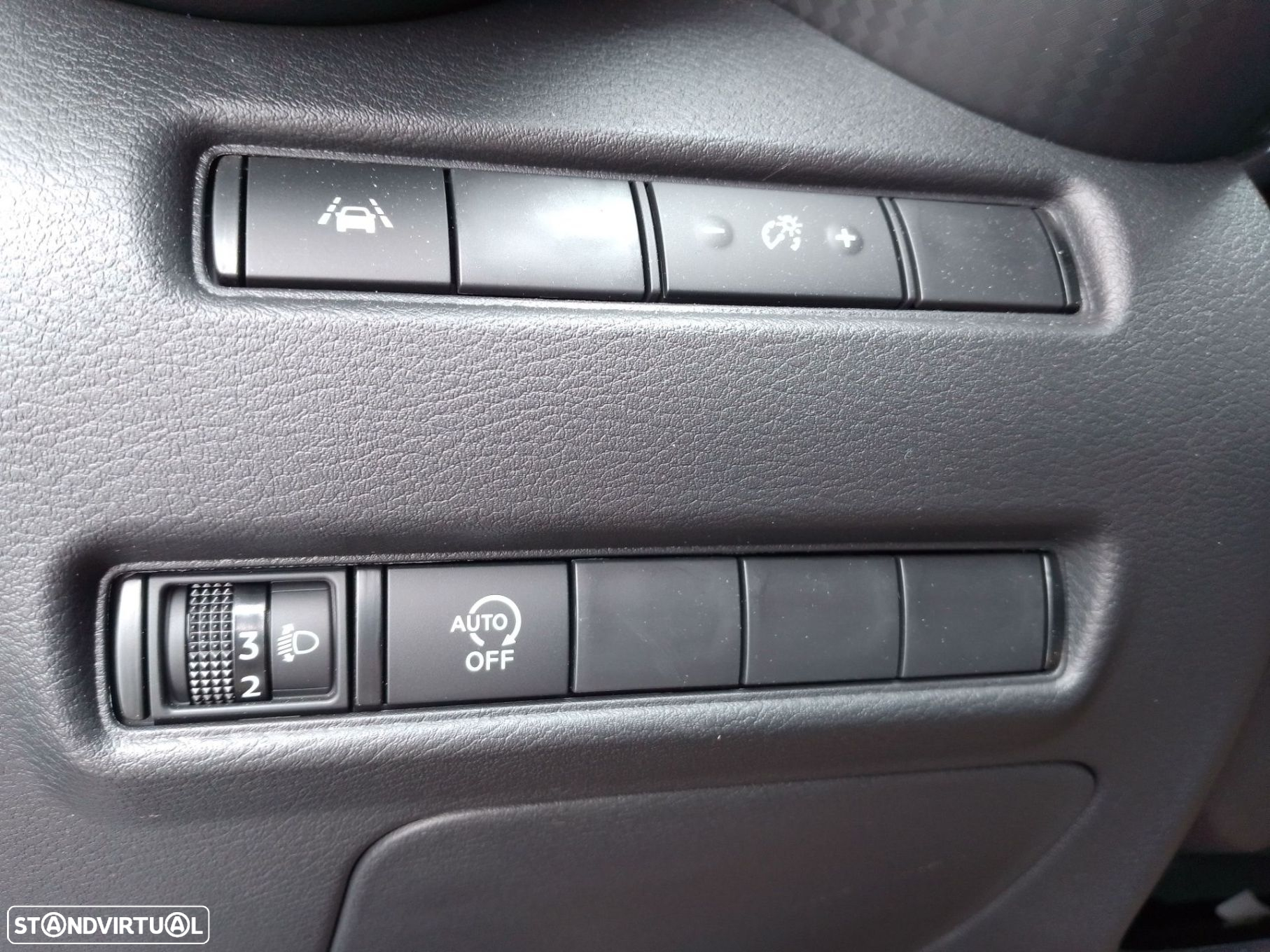 Nissan Juke 1.0 DIG-T N-Connecta - 21