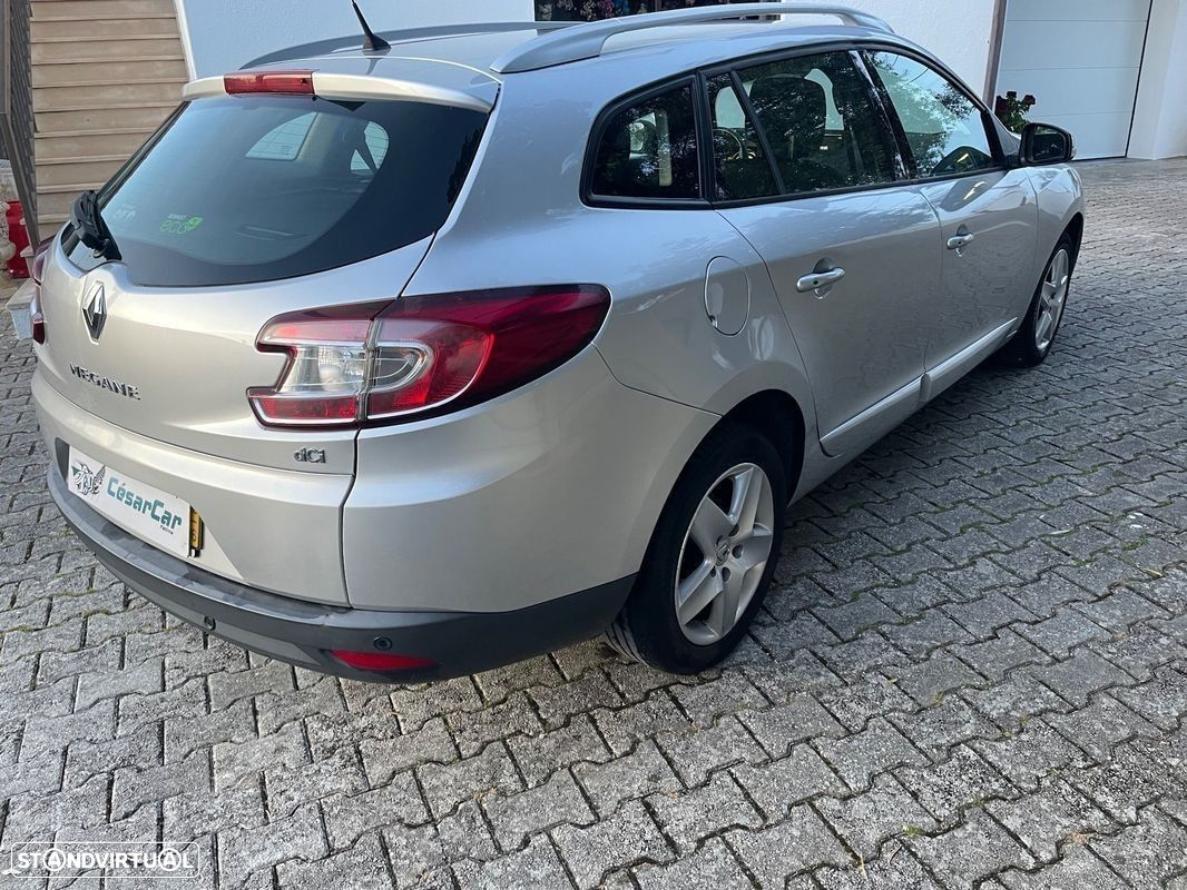 Renault Mégane Sport Tourer 1.5 dCi Confort SS - 14