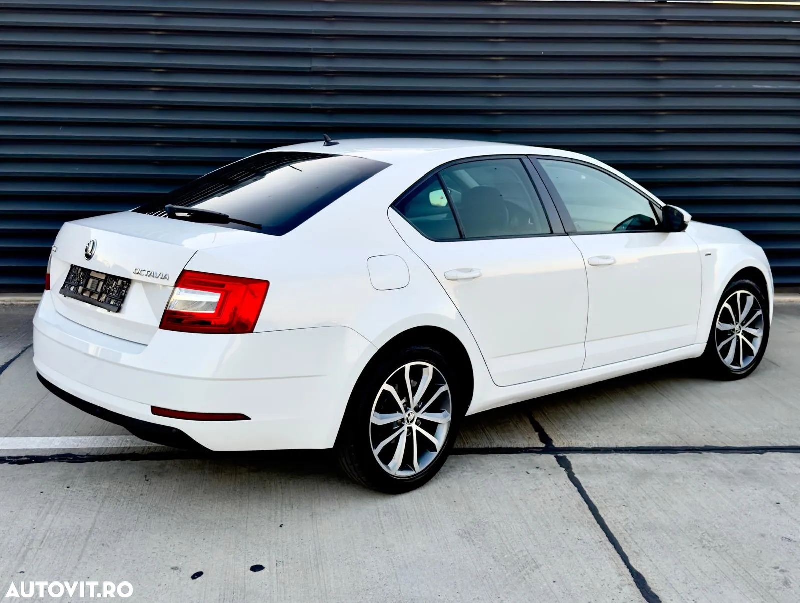 Skoda Octavia - 3