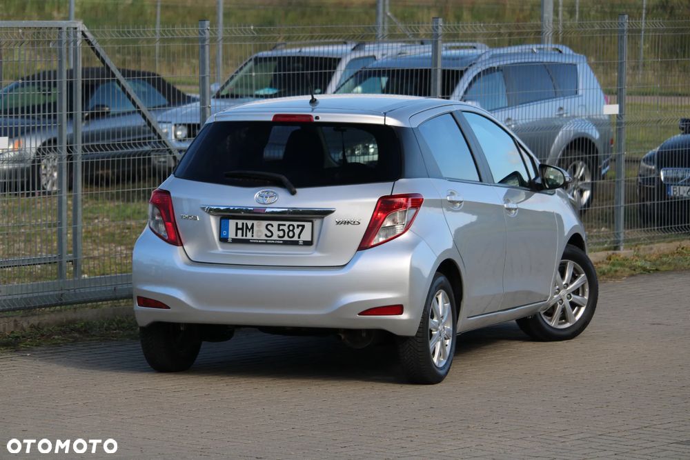Toyota Yaris - 7