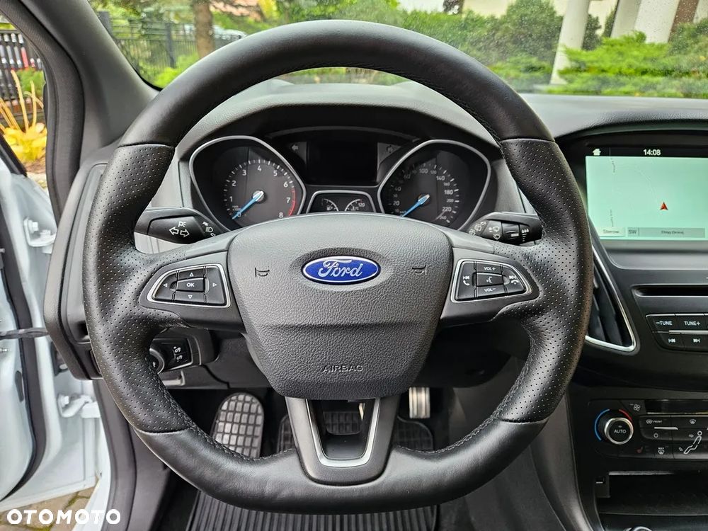 Ford Focus Turnier 1.5 EcoBoost Start-Stopp-System ST-Line - 18