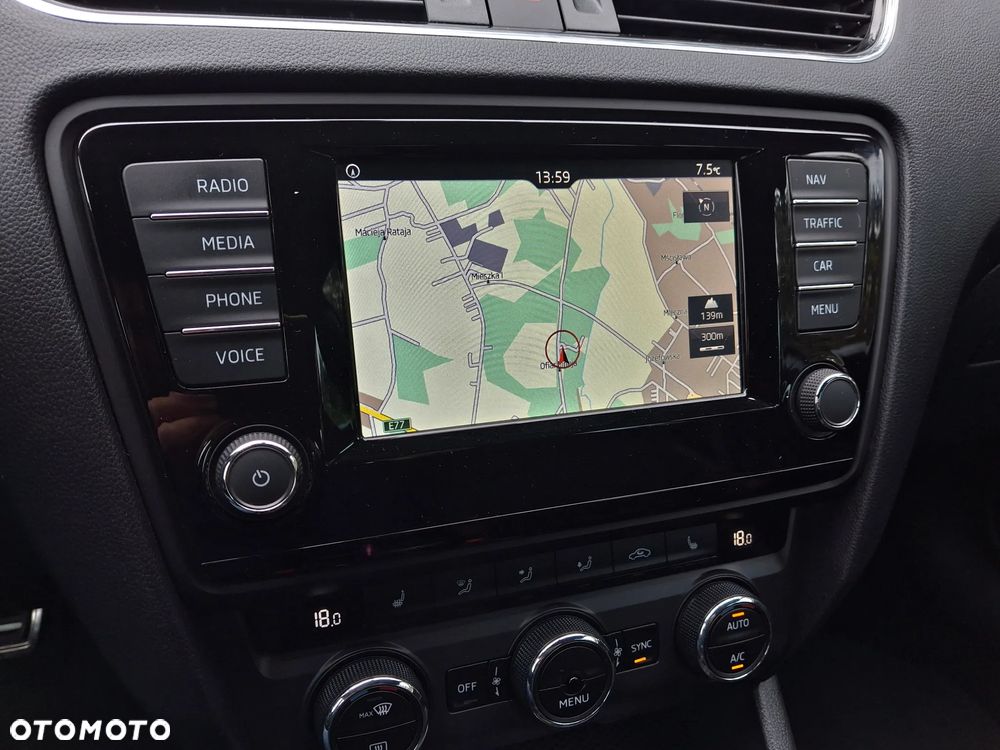 Skoda Octavia 2.0 TDI (Green tec) RS - 26
