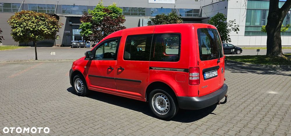 Volkswagen Caddy - 10