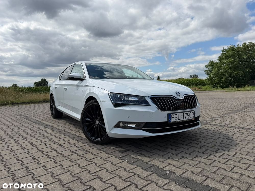 Skoda Superb 2.0 TDI Ambition DSG - 1