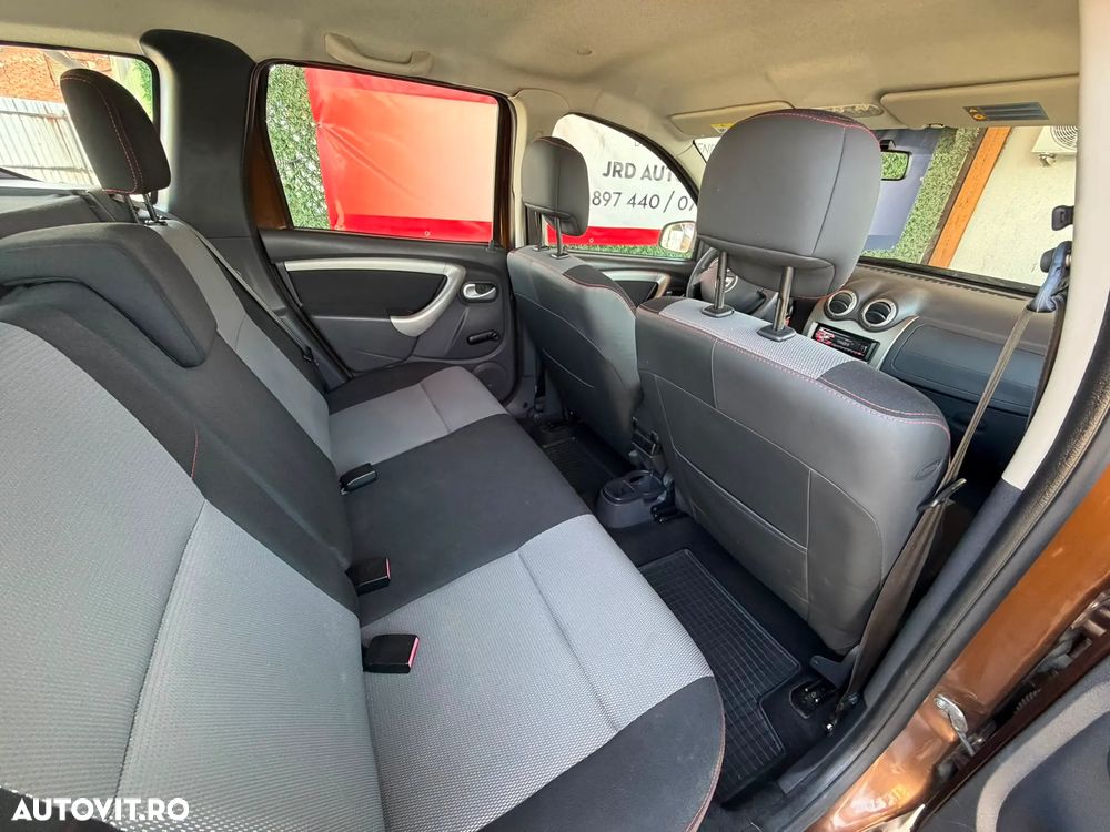 Dacia Duster dCi 90 FAP 4x2 Ambiance - 17