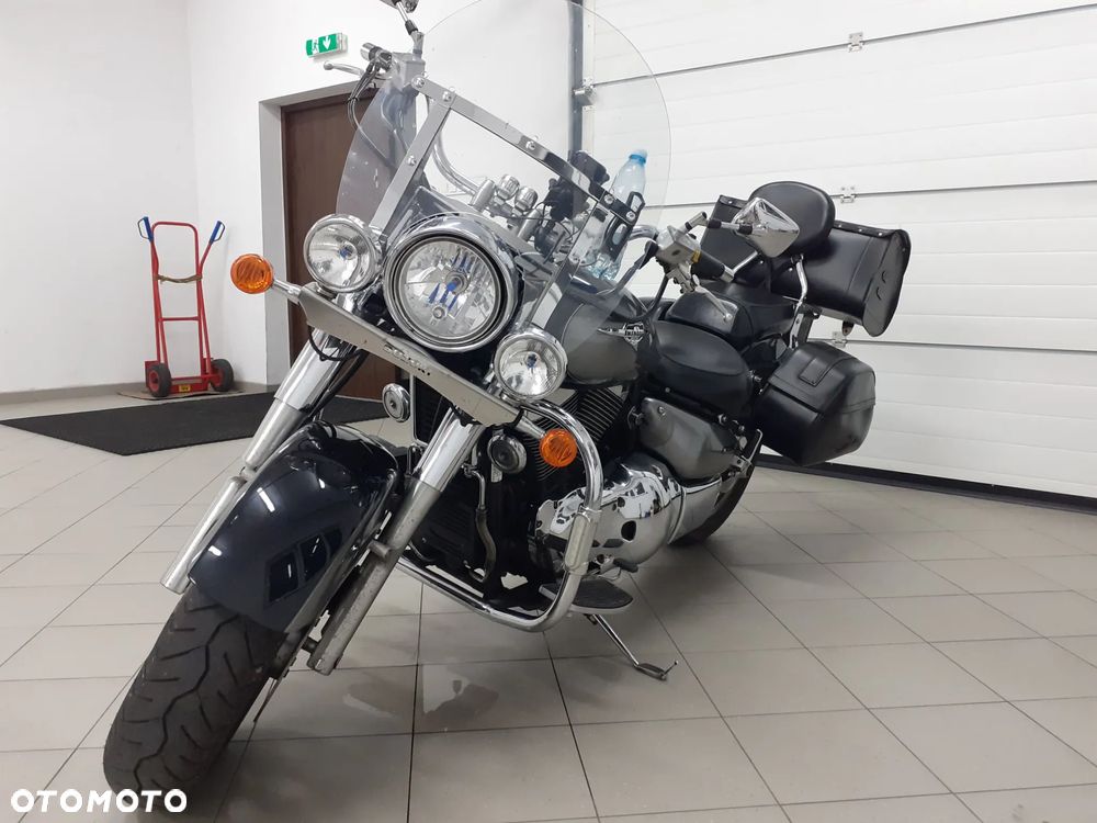 Suzuki Intruder - 5