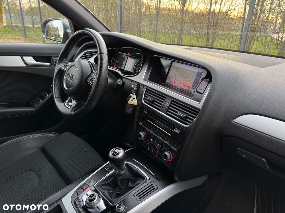 Audi A4 Avant 1.8 TFSI S line Sportpaket - 29