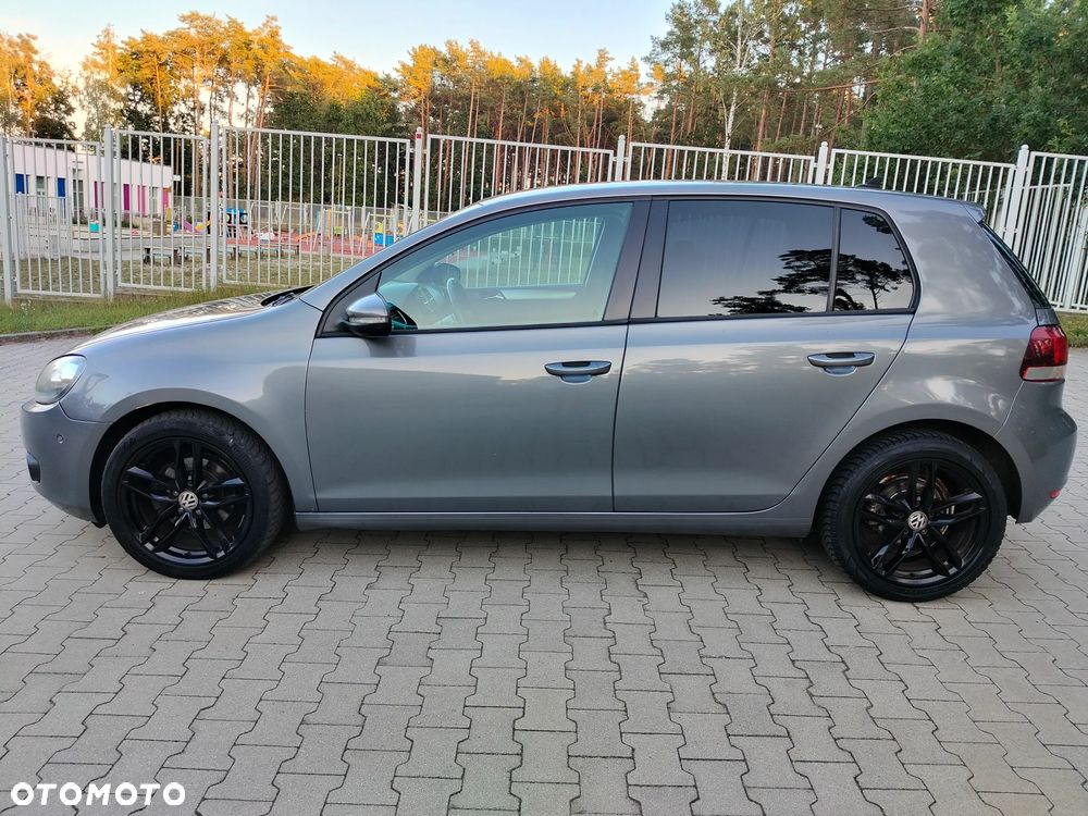 Volkswagen Golf 1.6 TDI Trendline DSG - 10