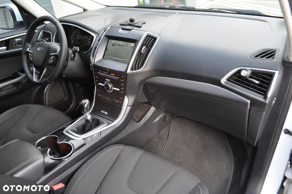 Ford S-Max 2.0 TDCi Titanium - 37