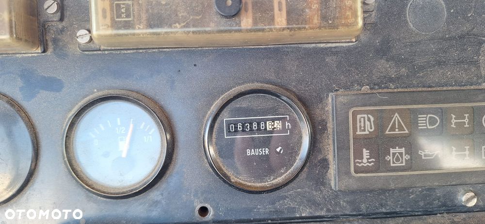 Demag DF135C DYNAPAC - 8