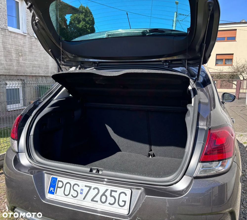 Citroën C4 1.2 PureTech Feel - 6