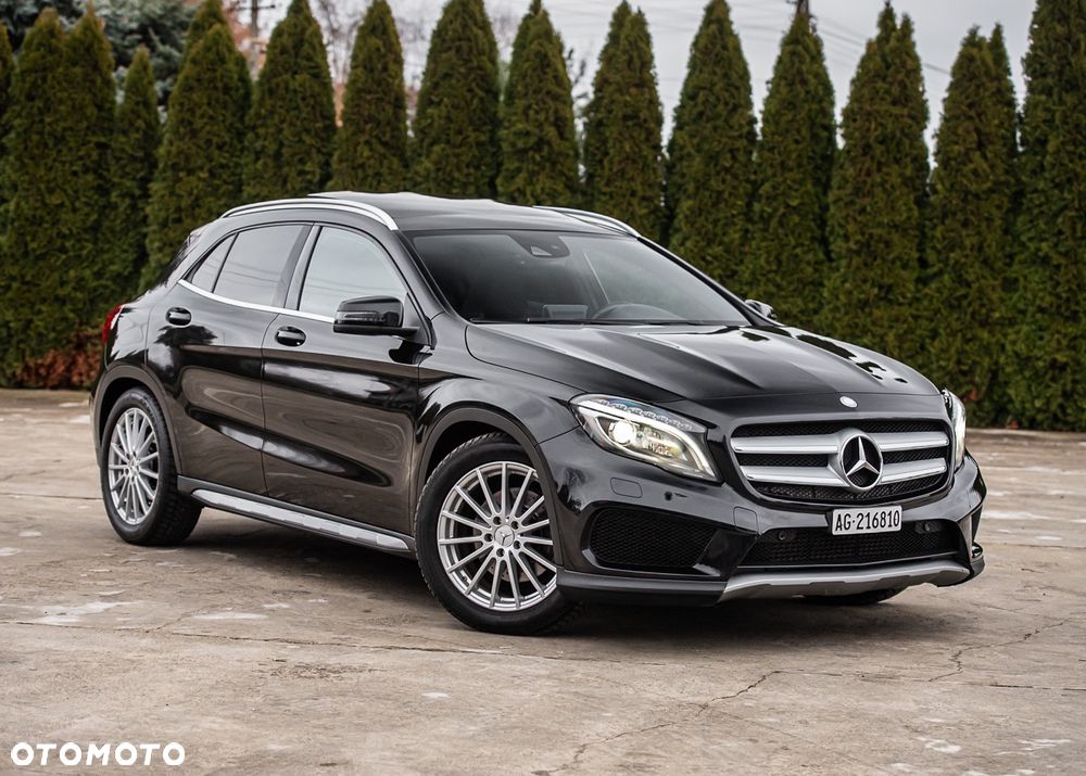 Mercedes-Benz GLA 250 4Matic 7G-DCT AMG Line - 2