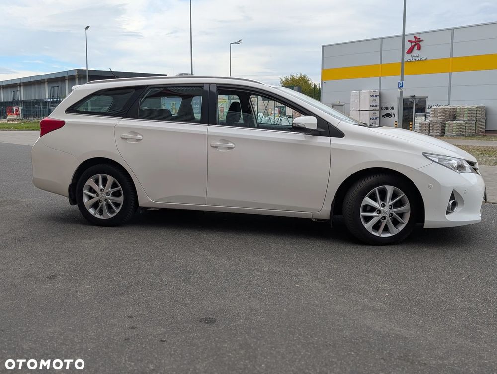Toyota Auris - 6