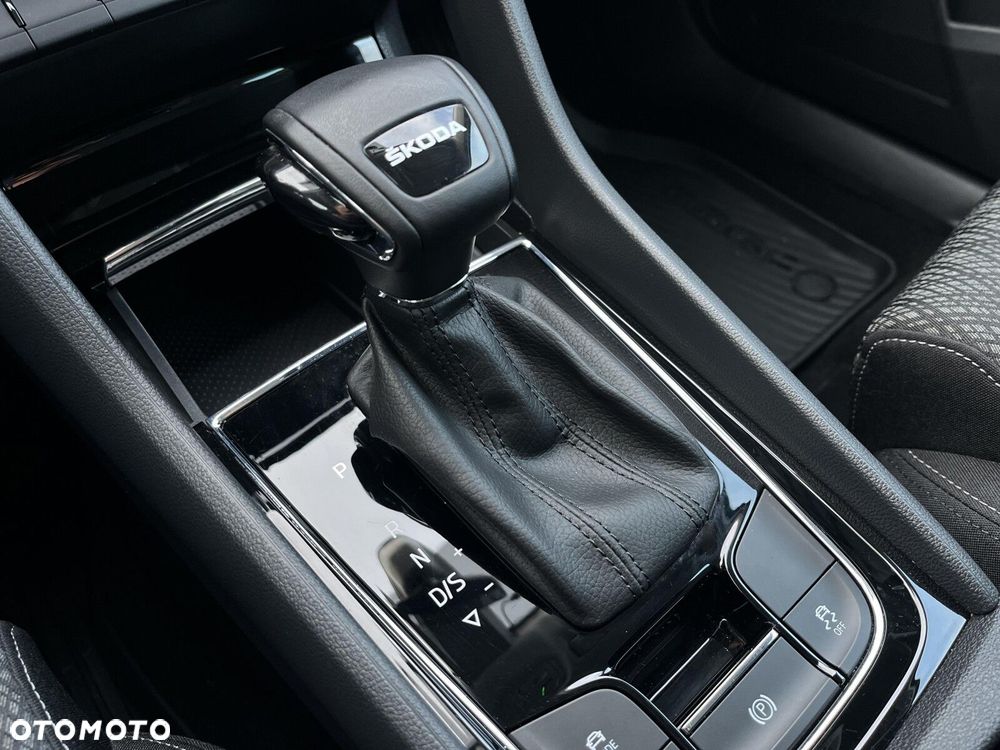 Skoda Karoq 1.5 TSI ACT Style DSG - 26