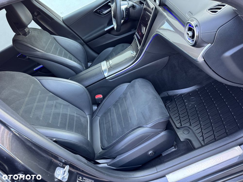 Mercedes-Benz Klasa C 220 d 4Matic 9G-TRONIC AMG Line - 23
