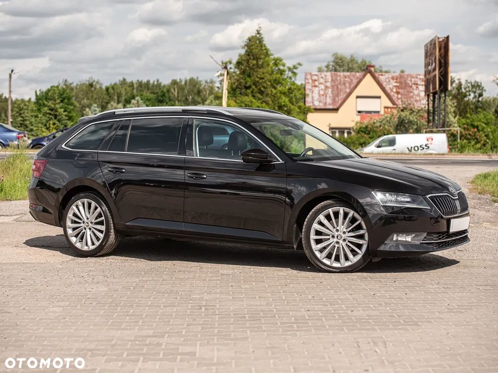 Skoda Superb 2.0 TDI 4x4 DSG Premium Edition - 4