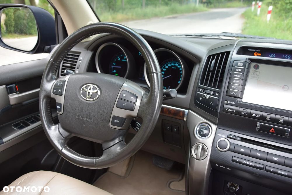 Toyota Land Cruiser LC 4.5 D-4D Sol - 15