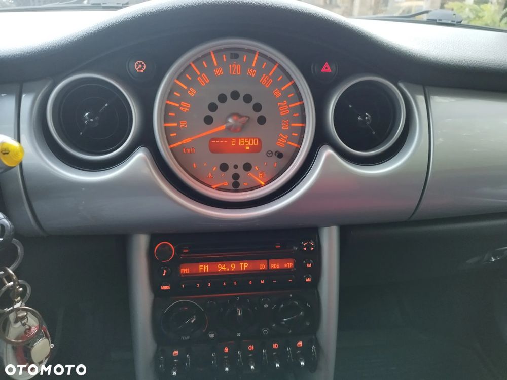 MINI ONE Seven - 10