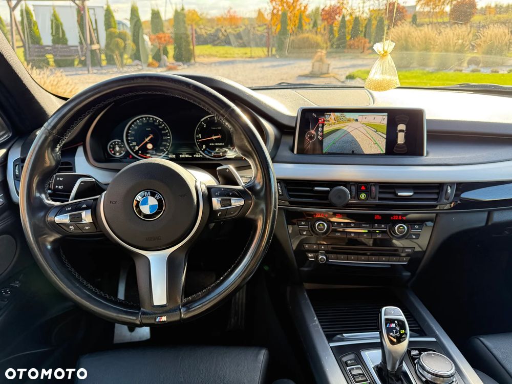 BMW X5 xDrive40d - 17