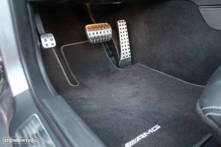 Mercedes-Benz E 250 CDi Avantgarde BE Auto. - 21