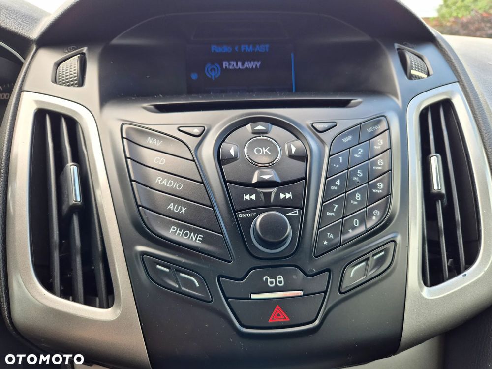 Ford Focus - 30