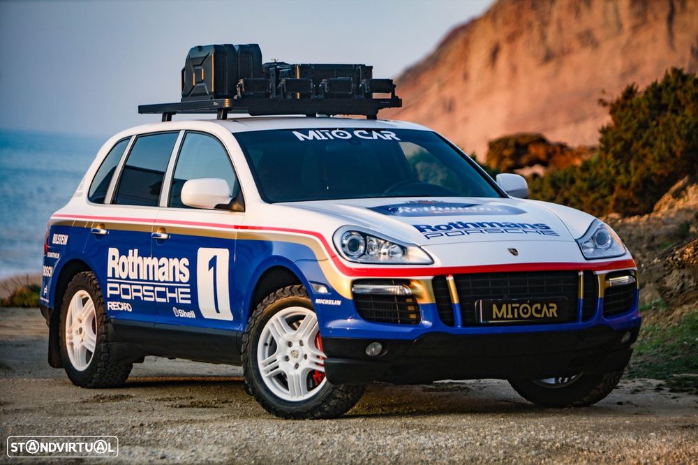 Porsche Cayenne Turbo - 1