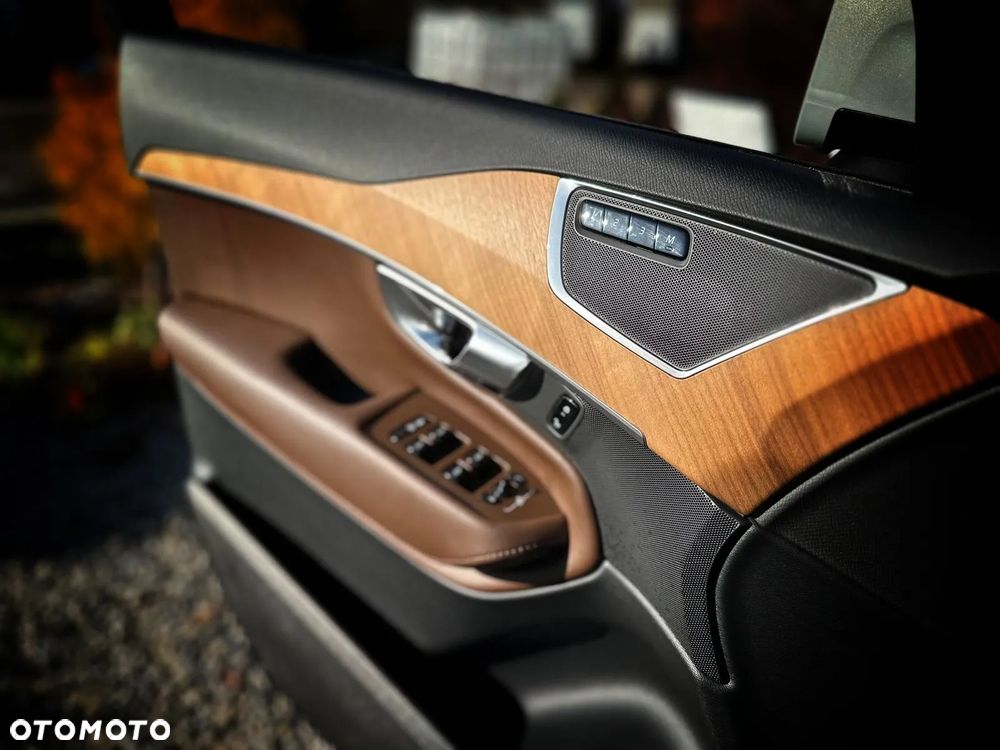 Volvo XC 90 - 17
