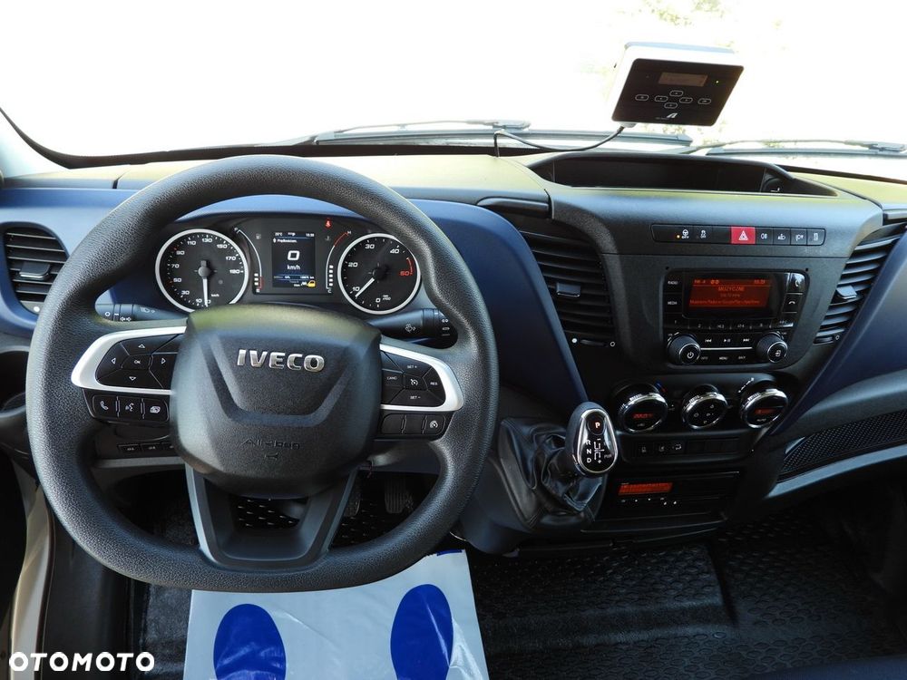 Iveco DAILY 72C18 WINDA 14 PALET TEMPOMAT PNEUMATYKA AUTOMAT HI-MATIC BLIŹNIACZE KOŁA KLIMATYZACJA  180KM - 32