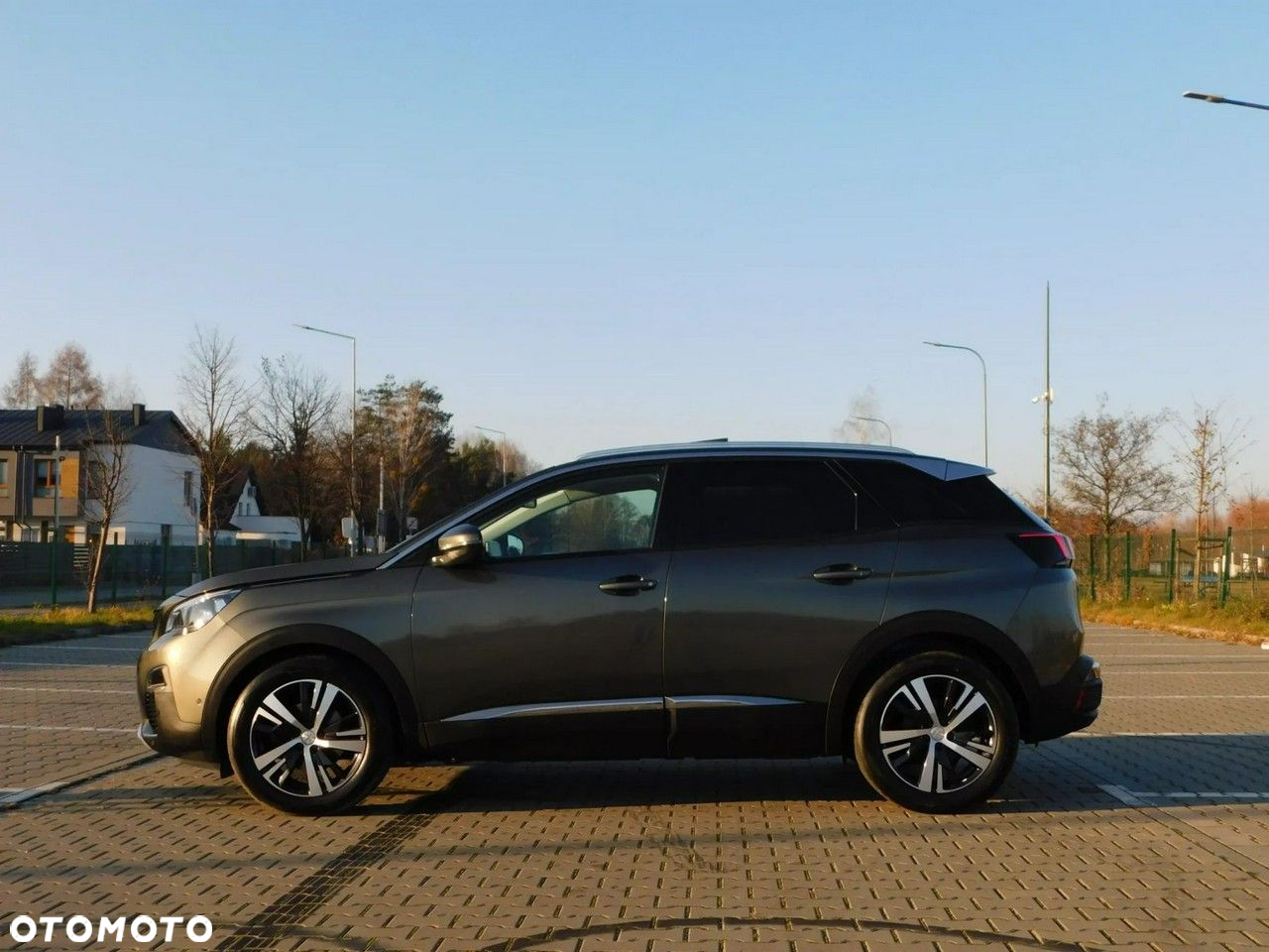 Peugeot 3008 1.5 BlueHDi Allure S&S - 2