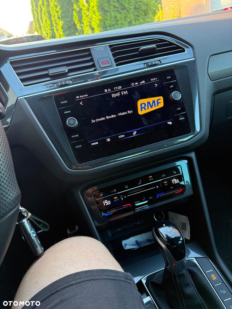 Volkswagen Tiguan 2.0 TDI SCR 4MotION DSG R-Line - 13