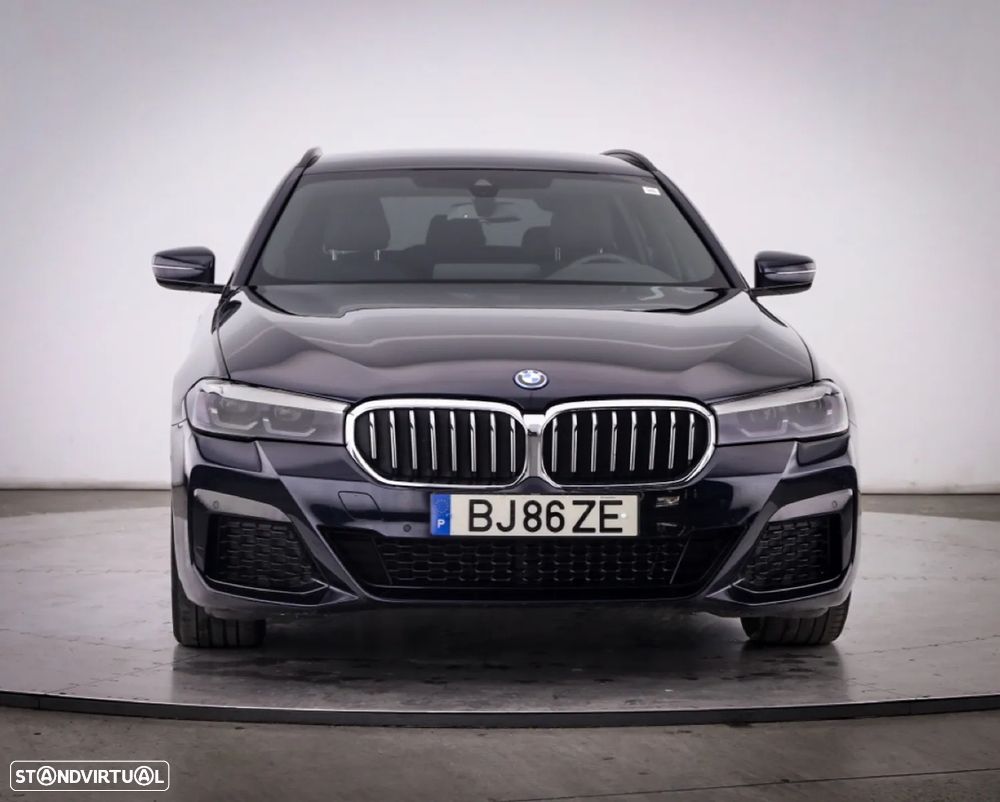 BMW 530 e Pack Desportivo M - 2