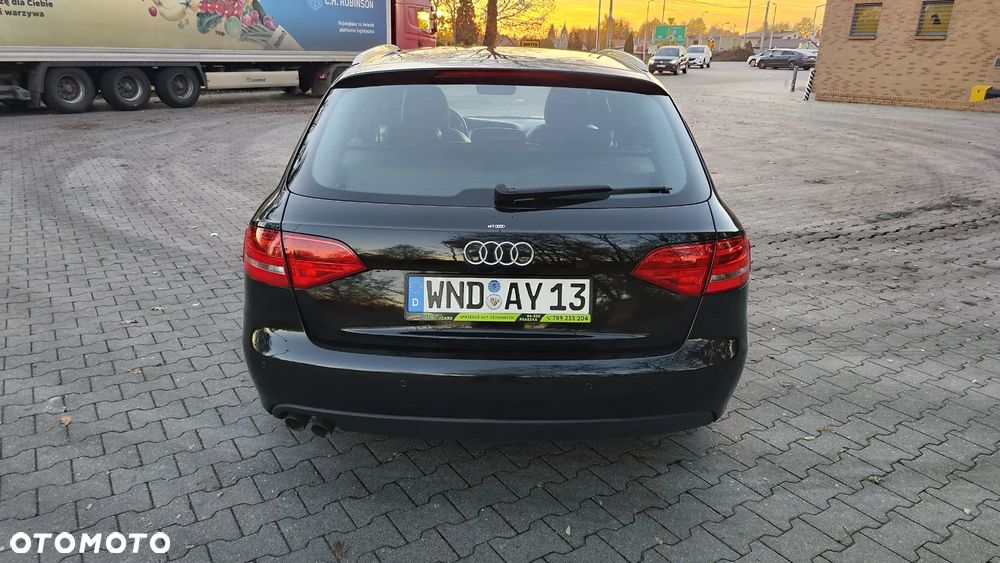 Audi A4 Avant 2.0 TDI DPF S line Sportpaket (plus) - 7