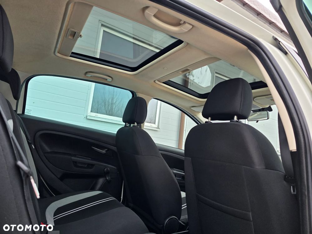 Fiat Grande Punto 1.4 8V Emotion - 19