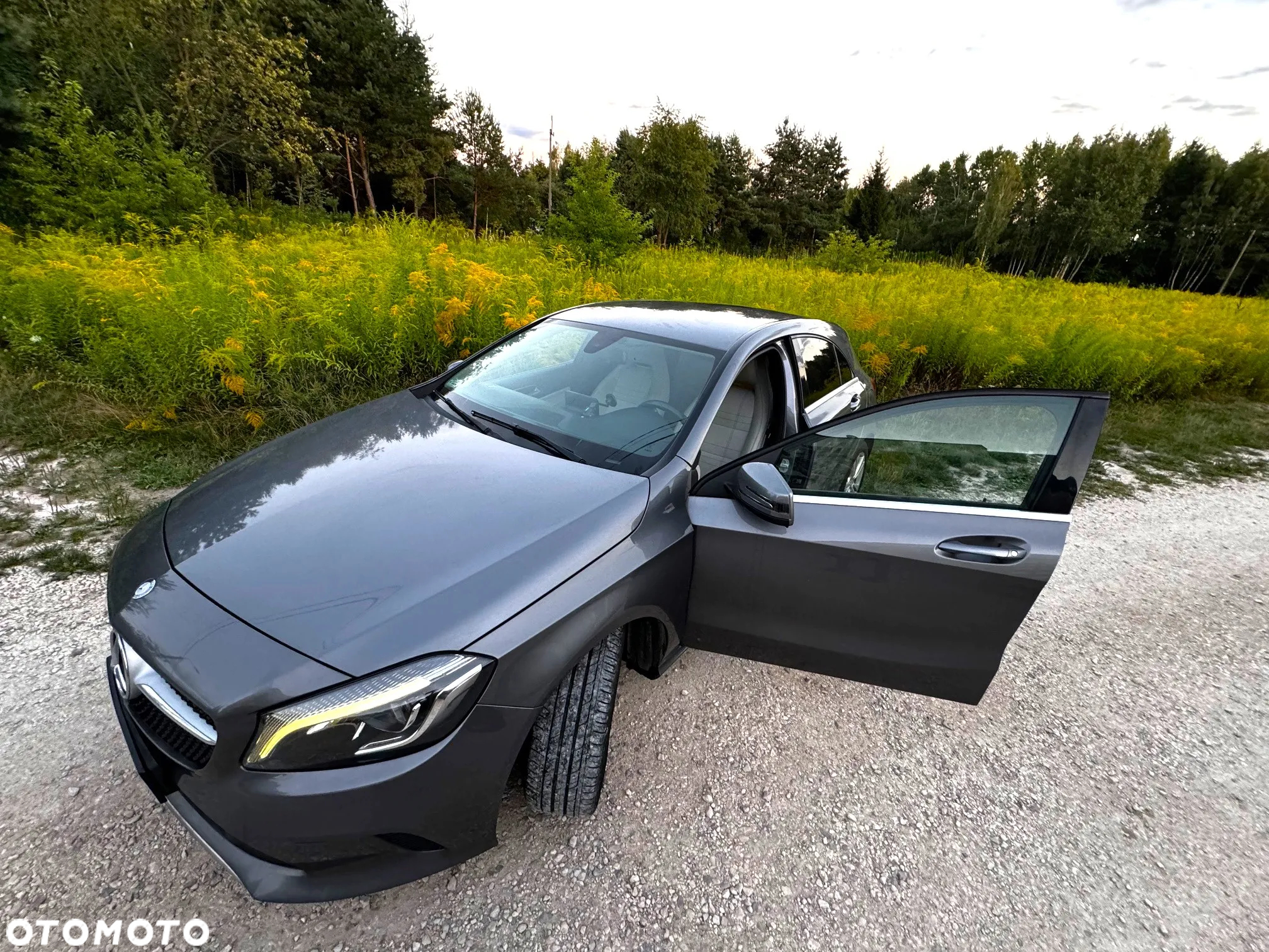 Mercedes-Benz Klasa A 180 7G-DCT - 2