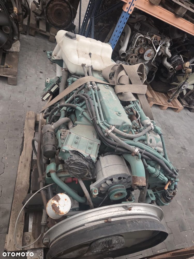 SILNIK VOLVO FL D6B EURO 3 - 5