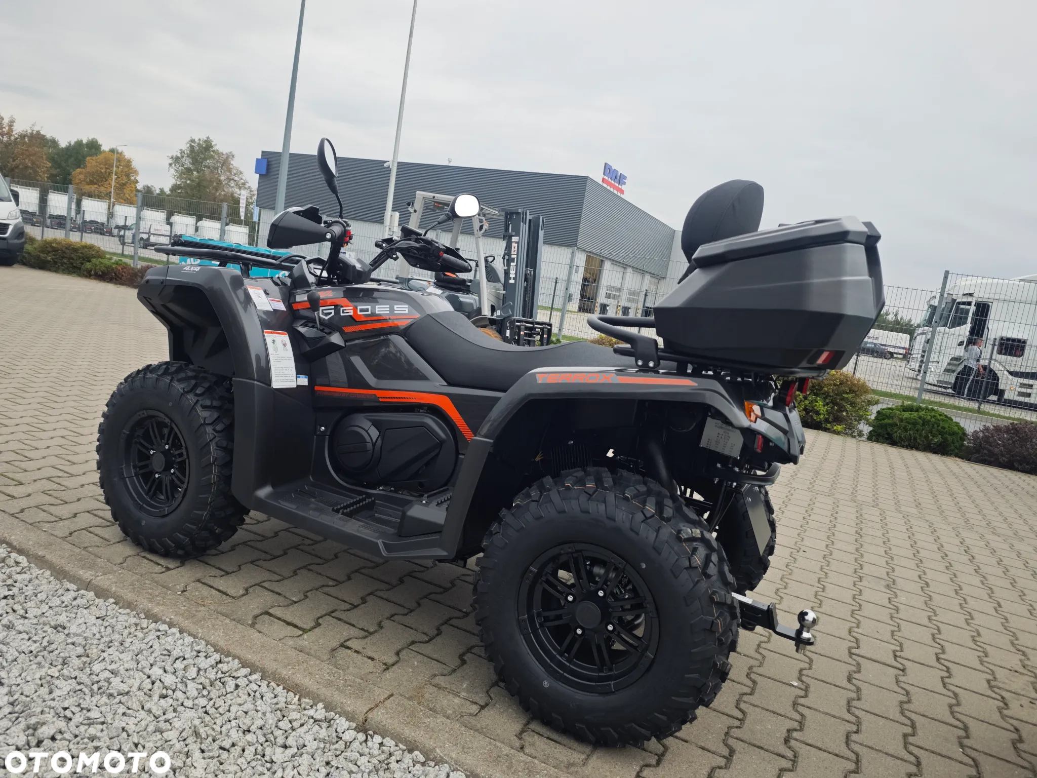 CFMoto CForce - 18