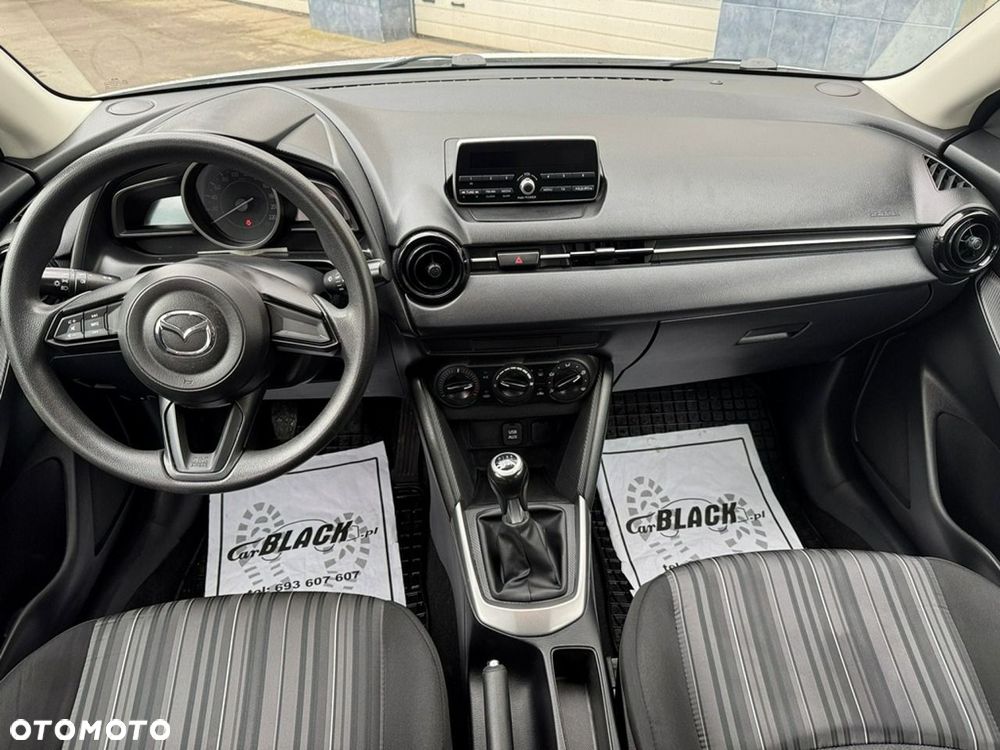 Mazda 2 - 9