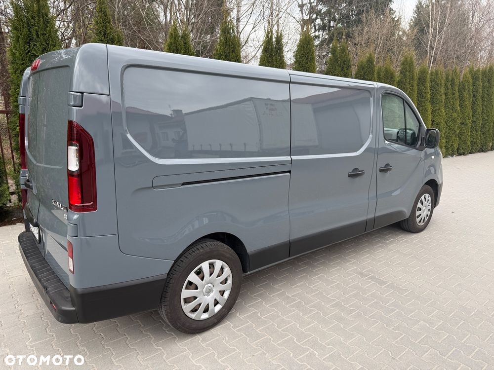 Renault Trafic - 2