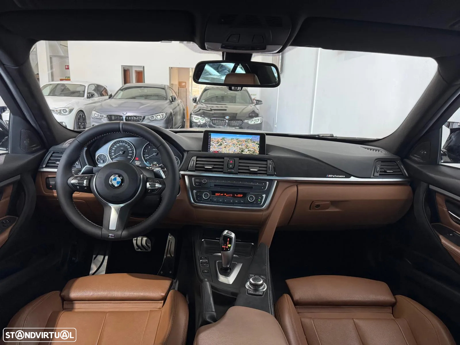 BMW 328 i Auto Pack M - 34