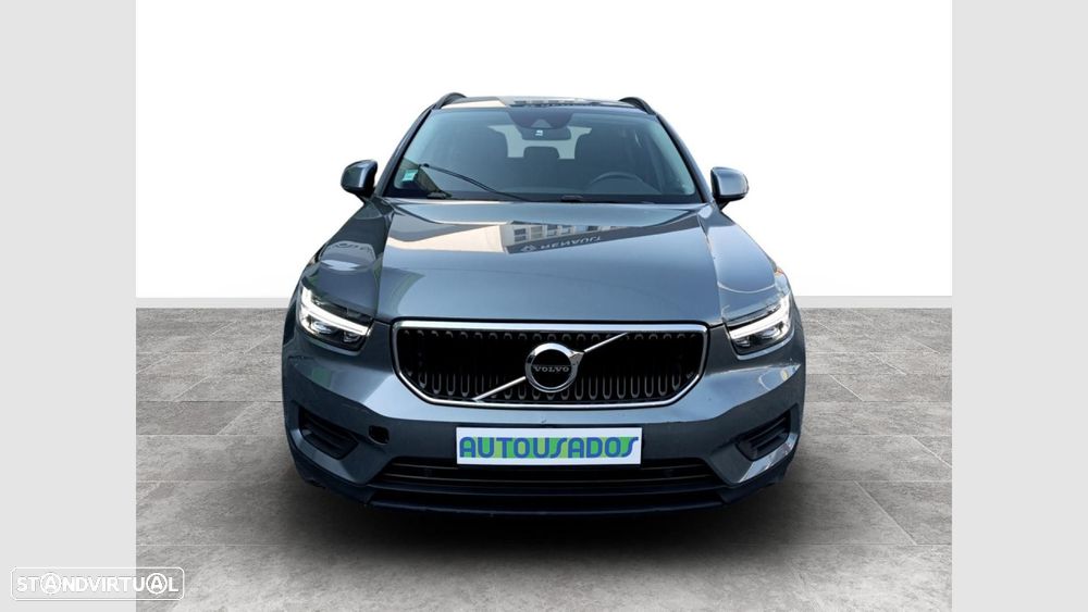 Volvo XC 40 1.5 T3 Momentum Tech Edition - 7