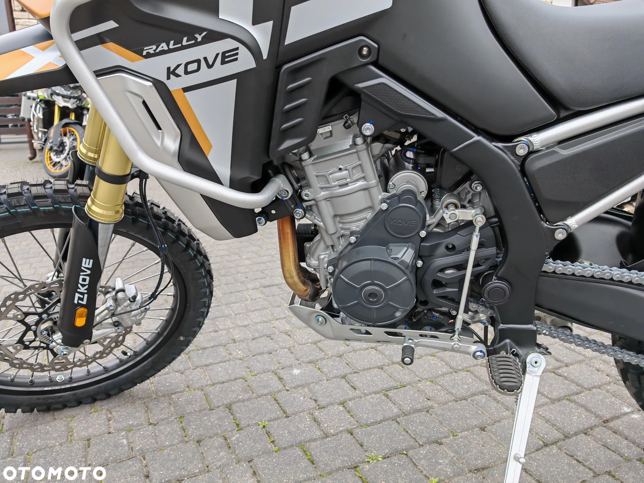 KOVE 800X Rally - 9