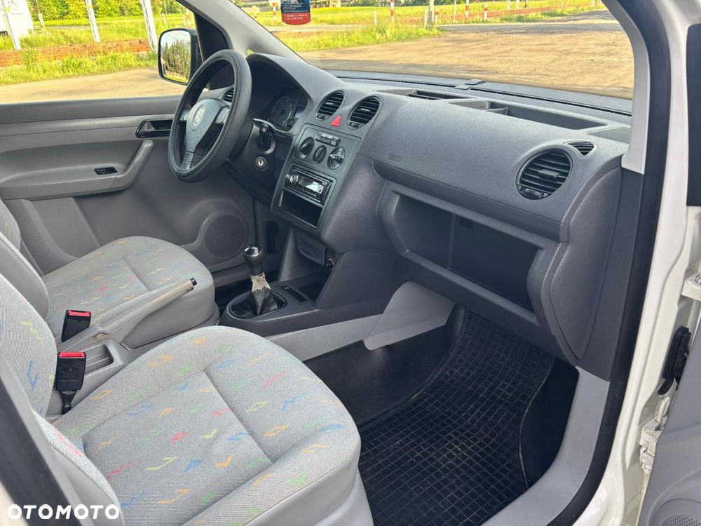 Volkswagen Caddy - 18