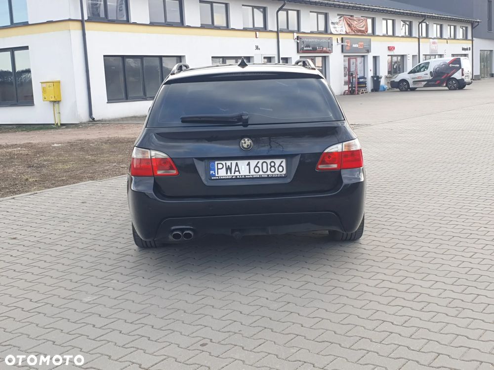 BMW Seria 5 525d - 7