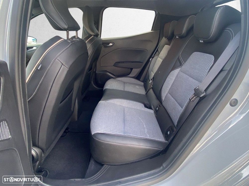 Renault Clio 1.0 TCe Techno - 9