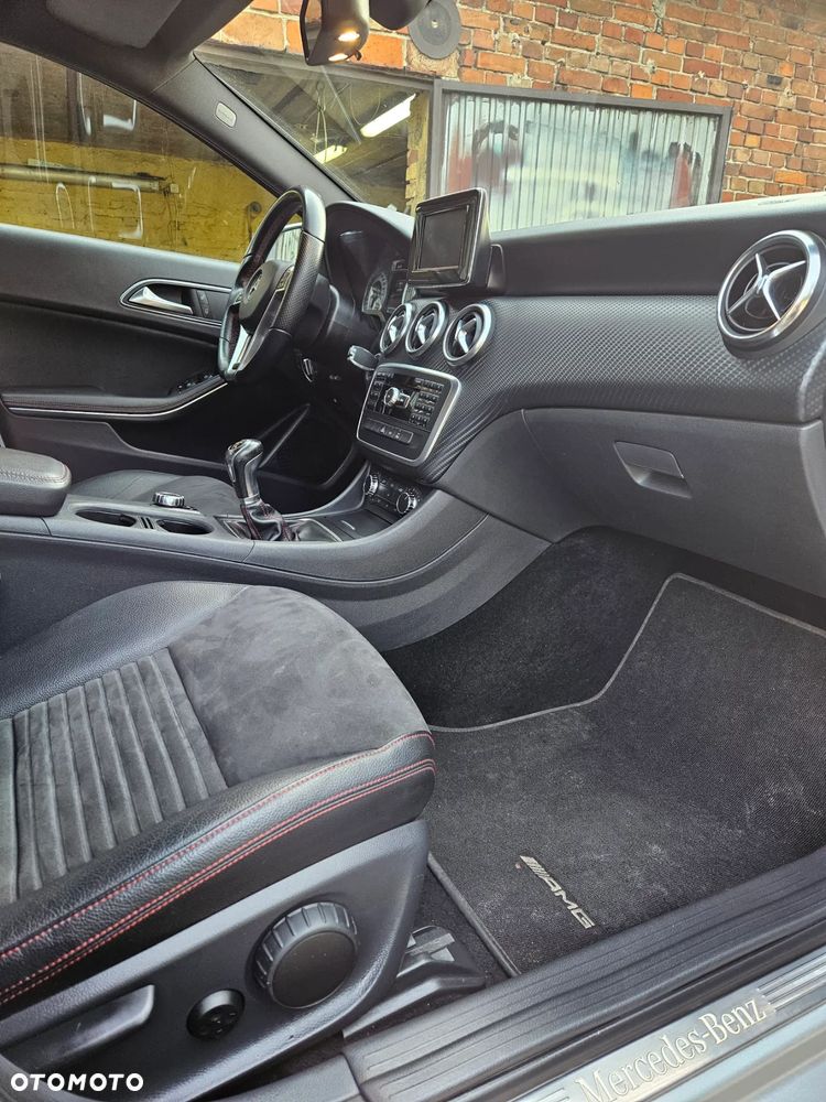 Mercedes-Benz Klasa A 180 AMG Line - 17