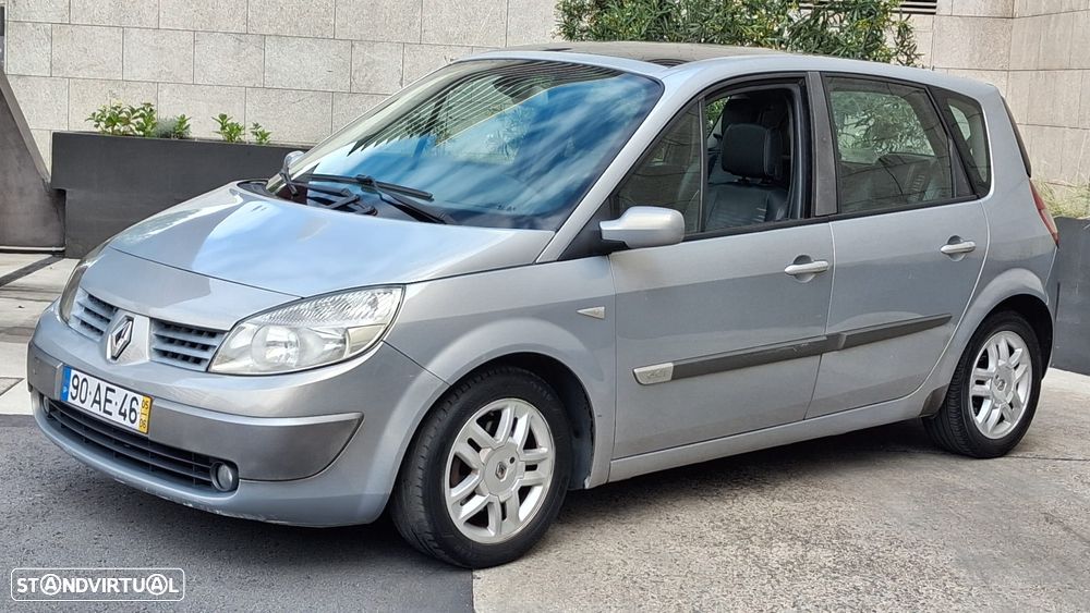 Renault Scénic 1.5 dCi Confort Privilége - 3
