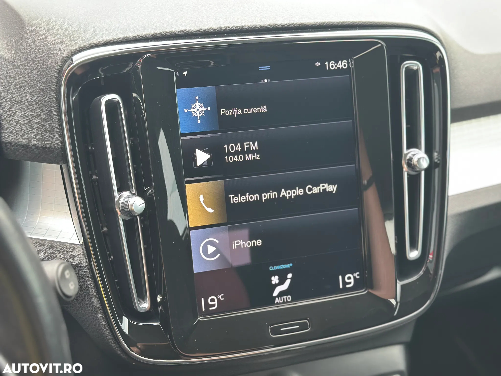 Volvo XC 40 T4 Recharge DKG Essential - 16