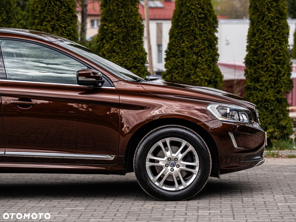 Volvo XC 60 D4 Momentum - 9