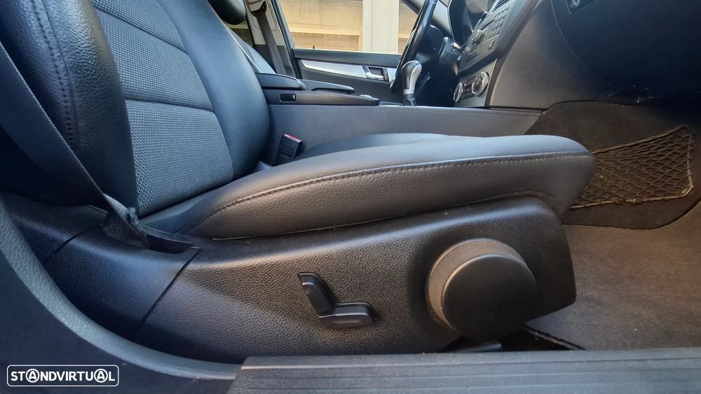 Mercedes-Benz C 220 Station CDI Avantgarde Edition - 31